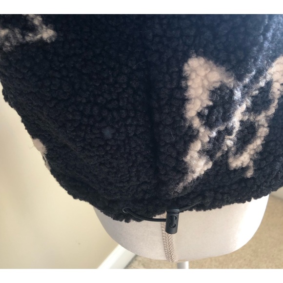 SALE 🚨 Wild Fable Sherpa Jacket NWT Black Butterfly Print - XS - Picture 3 of 10